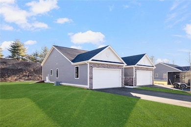 38 Overlook Ln, Glocester, RI 02814 - photo 2