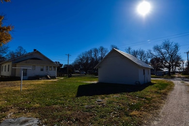 504 Flannery Ave, Cambridge, NE 69022 - photo 6