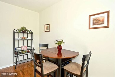 25116 Neptune Terrace, Chantilly, VA 20152 - photo 5