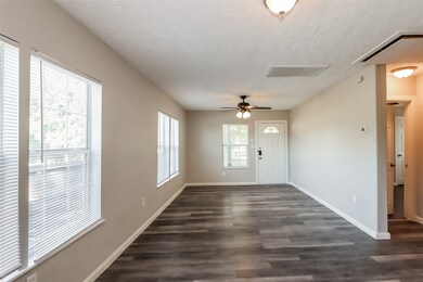 8219 Moon Beam St, Houston, TX 77088 - photo 3