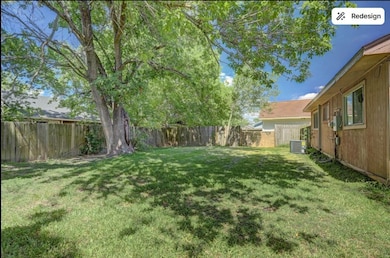 3014 Windy Royal Dr, Houston, TX 77045 - photo 7