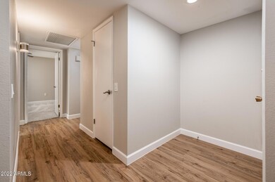 10707 W Santa fe Dr, Sun City, AZ 85351 - photo 5