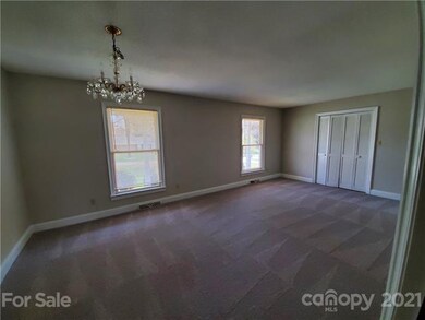 102 Buckingham Place, Statesville, NC 28625 - photo 3