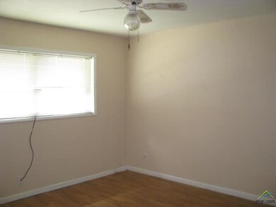 2707 S Robertson Ave, Tyler, TX 75701 - photo 3