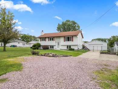 3512 NE 46th Ave, Des Moines, IA 50317 - photo 5