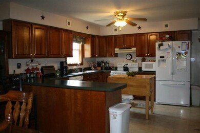 165 Ray Webb Ln, Harrodsburg, KY 40330 - photo 3