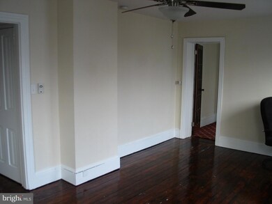 306 S Union St unit 2, Kennett Square, PA 19348 - photo 7