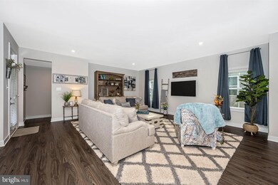 1111 Futurity St, Frederick, MD 21702 - photo 5