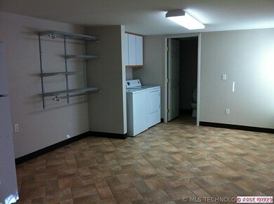 510-2 N College Ct, Tahlequah, OK 74464 - photo 6