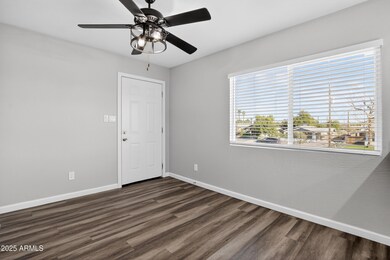 1110 N 10th St unit 2, Phoenix, AZ 85006 - photo 7