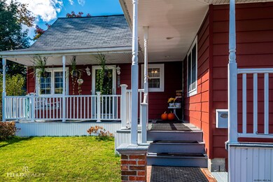 1151 Myron St, Schenectady, NY 12309 - photo 3