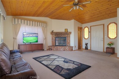 31701 Panorama Dr, Running Springs, CA 92382 - photo 3