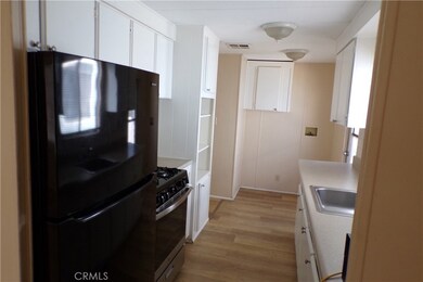 12710 3rd St unit 54, Yucaipa, CA 92399 - photo 4