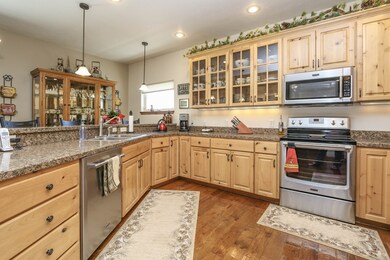 920 33rd St, Cody, WY 82414 - photo 6