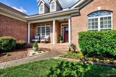 1406 Valhalla Dr, Denver, NC 28037 - photo 4