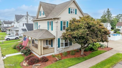 543 E 5th St, Nescopeck, PA 18635 - photo 3