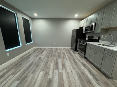 55 Walnut Ave unit 306, Revere, MA 02151 - photo 5