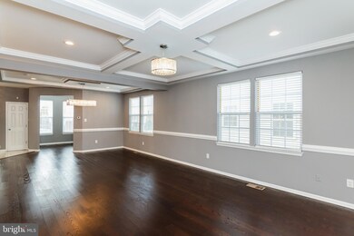 711 Macdill Rd, Middle River, MD 21220 - photo 5