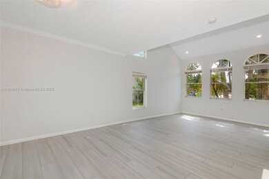 315 W Cypress Cove Cir, Davie, FL 33325 - photo 7