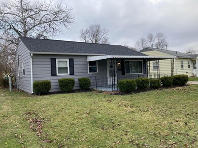 262 Saint Christopher Ln, Columbus, OH 43213 - photo 2