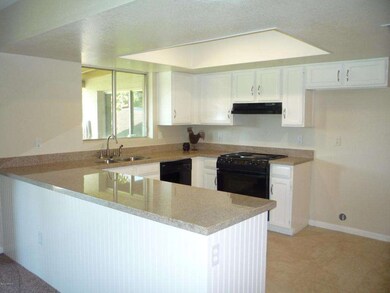 Kitchen (2) 364