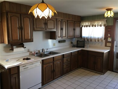 165 Pleasant St, Cranston, RI 02910 - photo 2