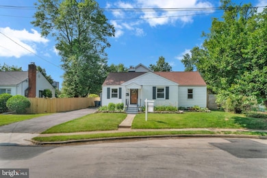 5402 S 12th St, Arlington, VA 22204 - photo 2