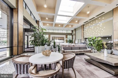 Skyline House unit 313, Baileys Crossroads, VA 22041 - photo 4