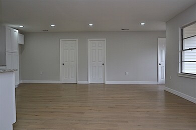 6714 Weston St, Houston, TX 77021 - photo 3