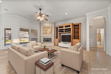 913 Shady Vale Dr, Kennedale, TX 76060 - photo 3