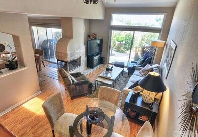 OPEN CONCEPT PERFECT FOR ENTERTAINING