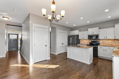 2107 NE 17th St, Ankeny, IA 50021 - photo 3