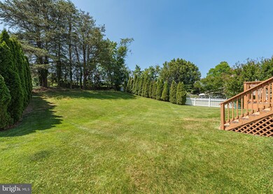 9405 Jackson Ct, Laurel, MD 20723 - photo 4