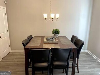 2788 Laurel Ridge Cir, East Point, GA 30344 - photo 6