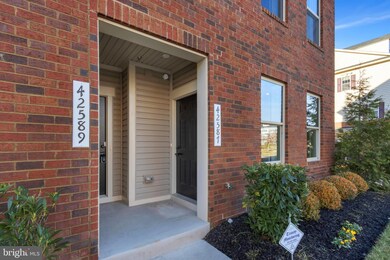 42587 Burbank Terrace, Sterling, VA 20166 - photo 2