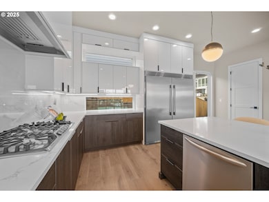 2445 N R St, Washougal, WA 98671 - photo 4