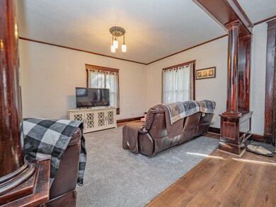 309 S 4th St, Moberly, MO 65270 - photo 5
