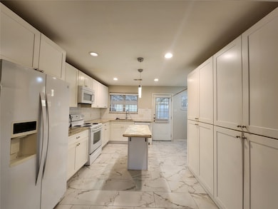 510 Gammon Dr, Houston, TX 77022 - photo 3