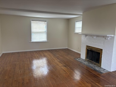 9 Myrtle St unit 2, White Plains, NY 10606 - photo 2