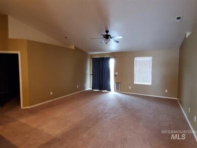 2586 N Greenville Ave, Kuna, ID 83634 - photo 5