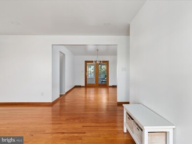 699 Foltz Rd, Edinburg, VA 22824 - photo 6