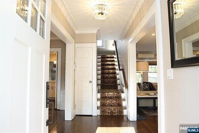 58 Cambridge Rd, Montclair, NJ 07042 - photo 2