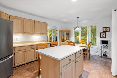 Eat-in area overlooking the woods.