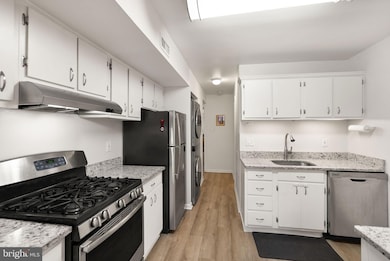 2042 Royal Fern Ct unit 1B, Reston, VA 20191 - photo 6