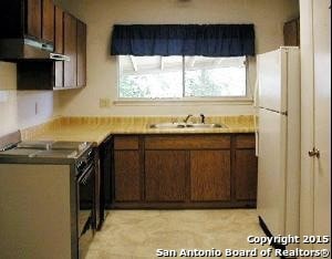 5631 Fountainwood St, San Antonio, TX 78233 - photo 2