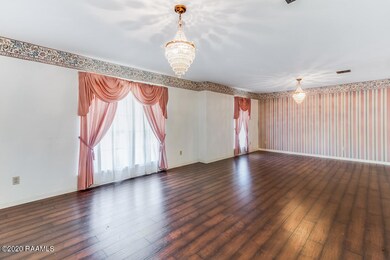110 Phillip Ave-3