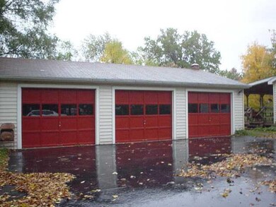 Other 3 car garage