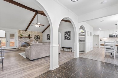 209 Roaring Springs Dr, Joshua, TX 76058 - photo 2