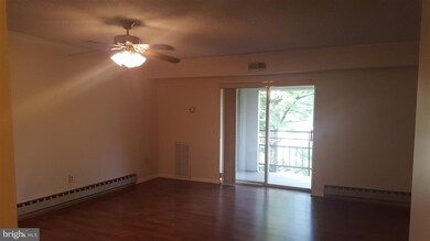 15400 Bassett Ln unit 463B, Silver Spring, MD 20906 - photo 4
