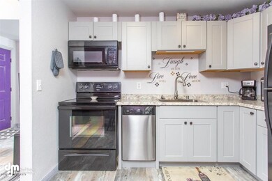 12-Kitchen-2360